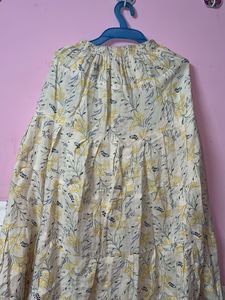 Black Ribbed Ruffle Top