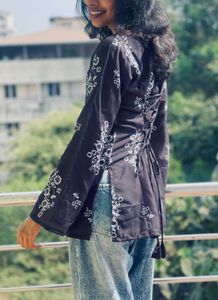 Floral Print Top back adjustable - Casual Style