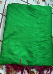 Green &amp; Olive Ethnic Design Saree