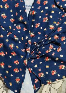 Floral Print Tie-Front Cardigan/Shrug