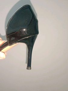 JC Aurelie Patent Heels