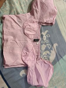beautiful pink top from h&m