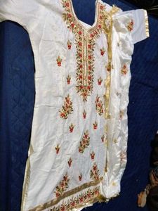 Elegant White Embroidered Salwar Kameez