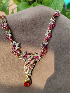 Elegant Gold &amp; Ruby Jewelry Set