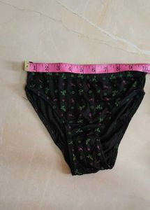 Pack Of 8 Women Pantiies