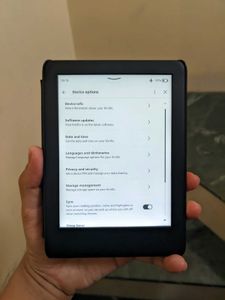 Kindle 10th Generation with Cover
