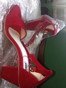 Toshina Shoes King Block Heel (Euro Size 37) Red