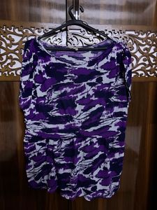 Abstract Print Top