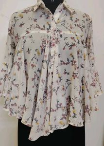 Floral Print Bell Sleeve Blouse