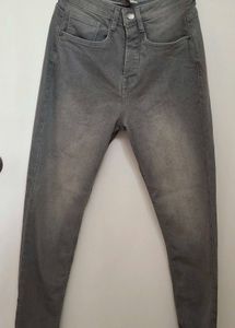 Gray High-Waisted Slim Fit Jeans