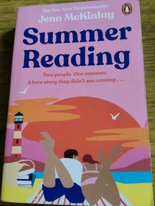 Summer Reading by Jenn McKinlay