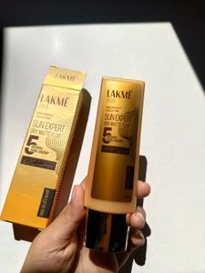Lakme Fluid Sunscreen