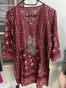 EE-Bandhani Print Shot Kurti