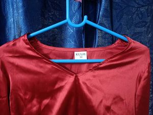 Beautiful Silk Full sleeves Red Blouse❤️👌