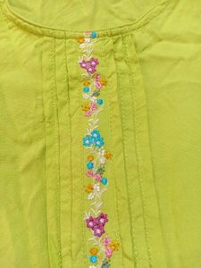 Avaasa Parrot Green Kurti