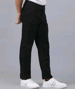 Men's Black Straight-Fit Jeans