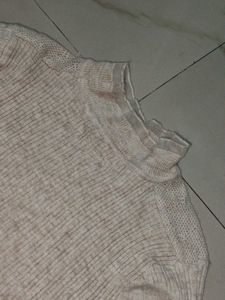 Elegant Knit Top with Lace Detail