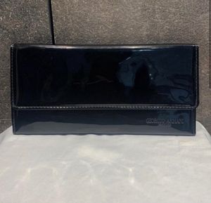 G.I.o.r.g.I.o A.r.m.a.n.I. Wallet