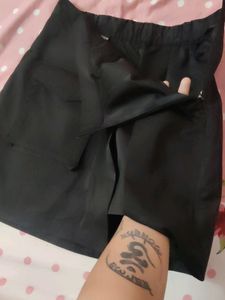 Shein Size 34 Black Colour Skirt
