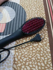 Brush Hair Straigthner...