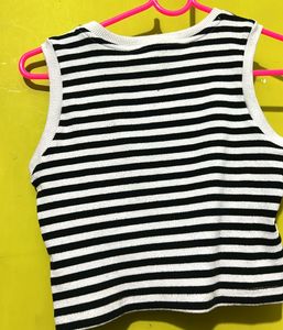 black and white striped sleeveless crop top
