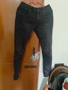 Peter England Jeans