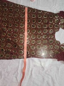 Maroon Embellished Kurta/Kurti