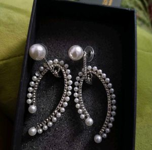 Silver Pearl Earrings 🩶