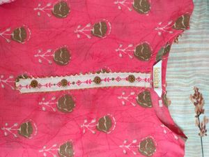 Pink Floral Print Short Kurti