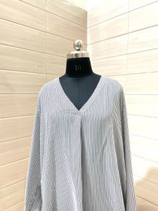 H&amp;M Oversized Striped V-Neck Top