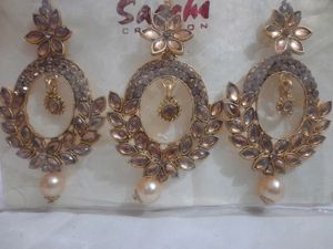 Jewellary To Be Worn At Weddings