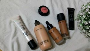 MAC Makeup Bundle