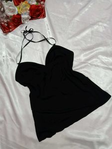 Black Halter Top🖤