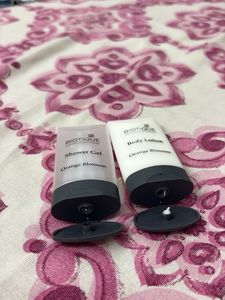Boutique Bath Set Travel Sizes