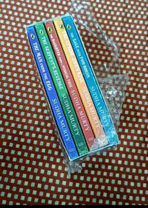 Sudha Murty Children's Book Set new with tag