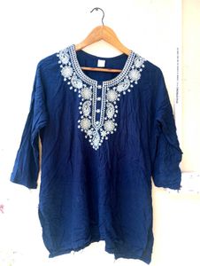 Elegant Navy Blue Embroidered Kurta
