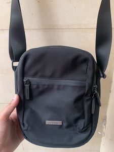 Destinio Sling Bag