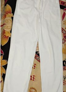 White straight jeans
