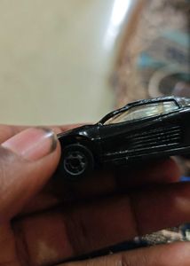 4 Leo Mattle India Hotwheels Models 40+ Year Ol