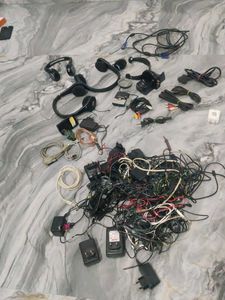 Tech Declutter: Headphones, Cords, & More!