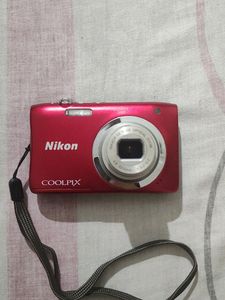 Nikon Coolpix A100