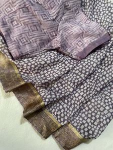 Elegant  Saree With Blouse
