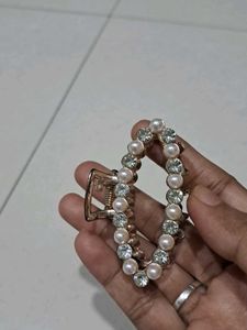 Pearl Hair Claw Clip