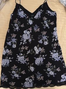 Floral Beachy Dress with laced botton