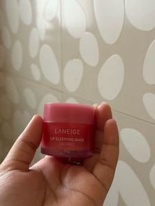 LANEIGE LIP MASK (berry)