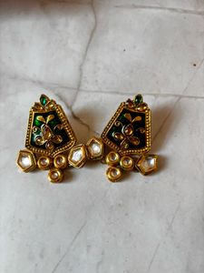 Beautiful Green Necklace