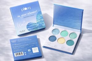 Plum Water Eyeshadow Palette