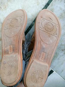 Embellished grey Flats