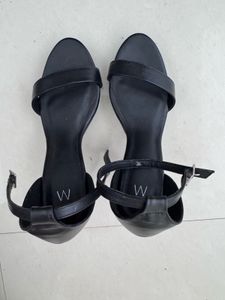 W- Black Heels