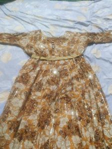 Elegant Embellished Floral Kurta